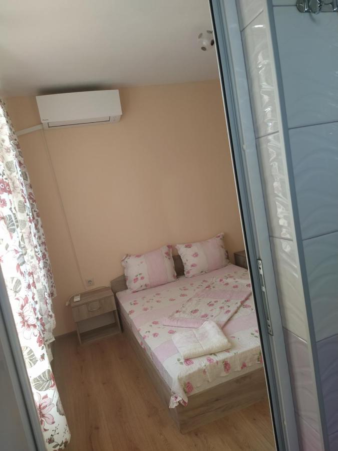 Guest House Proynovi Kalofer Eksteriør bilde