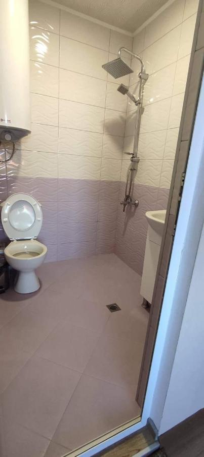 Guest House Proynovi Kalofer Eksteriør bilde
